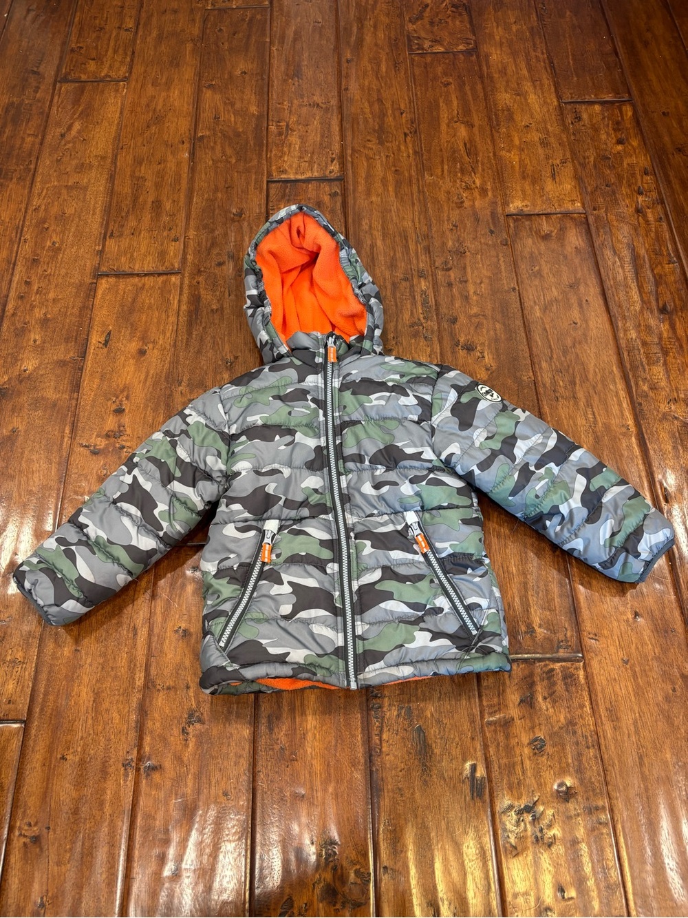 OshKosh B’gosh Boys Camo Puffer Winter Coat Jacket Orange Fleece Lined Size M